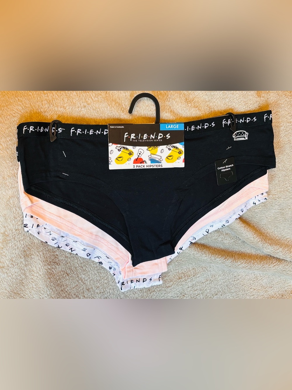 Friends Themed 3-Pack of Hipsters Underwear - Medium